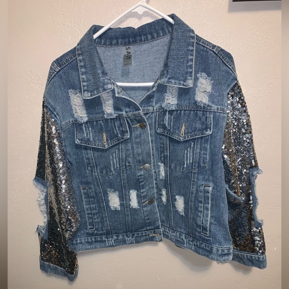 Women’s Distressed Silver Sequin Blue Denim Jacket NWT - Picture 4 of 9